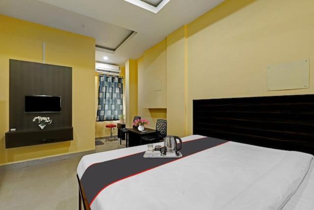 H K Residency Near Kalakshetra Hotel Guwahati Buitenkant foto