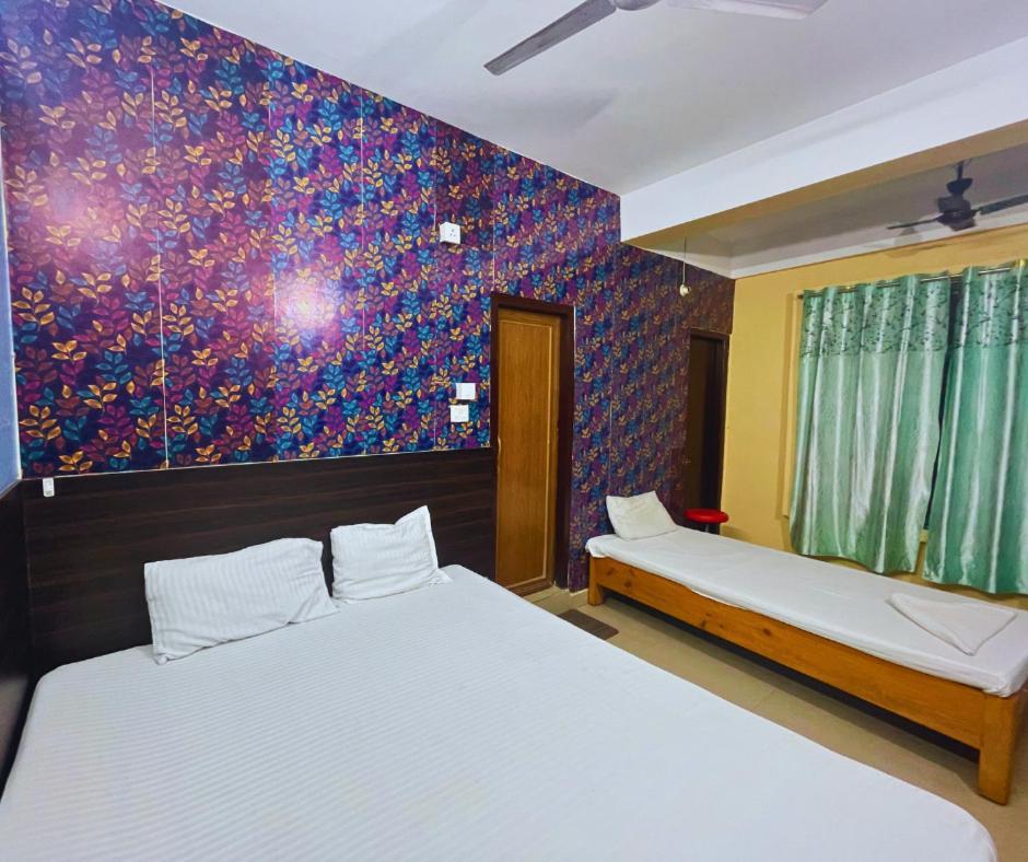 H K Residency Near Kalakshetra Hotel Guwahati Buitenkant foto