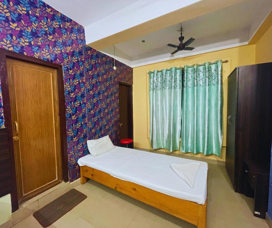 H K Residency Near Kalakshetra Hotel Guwahati Buitenkant foto