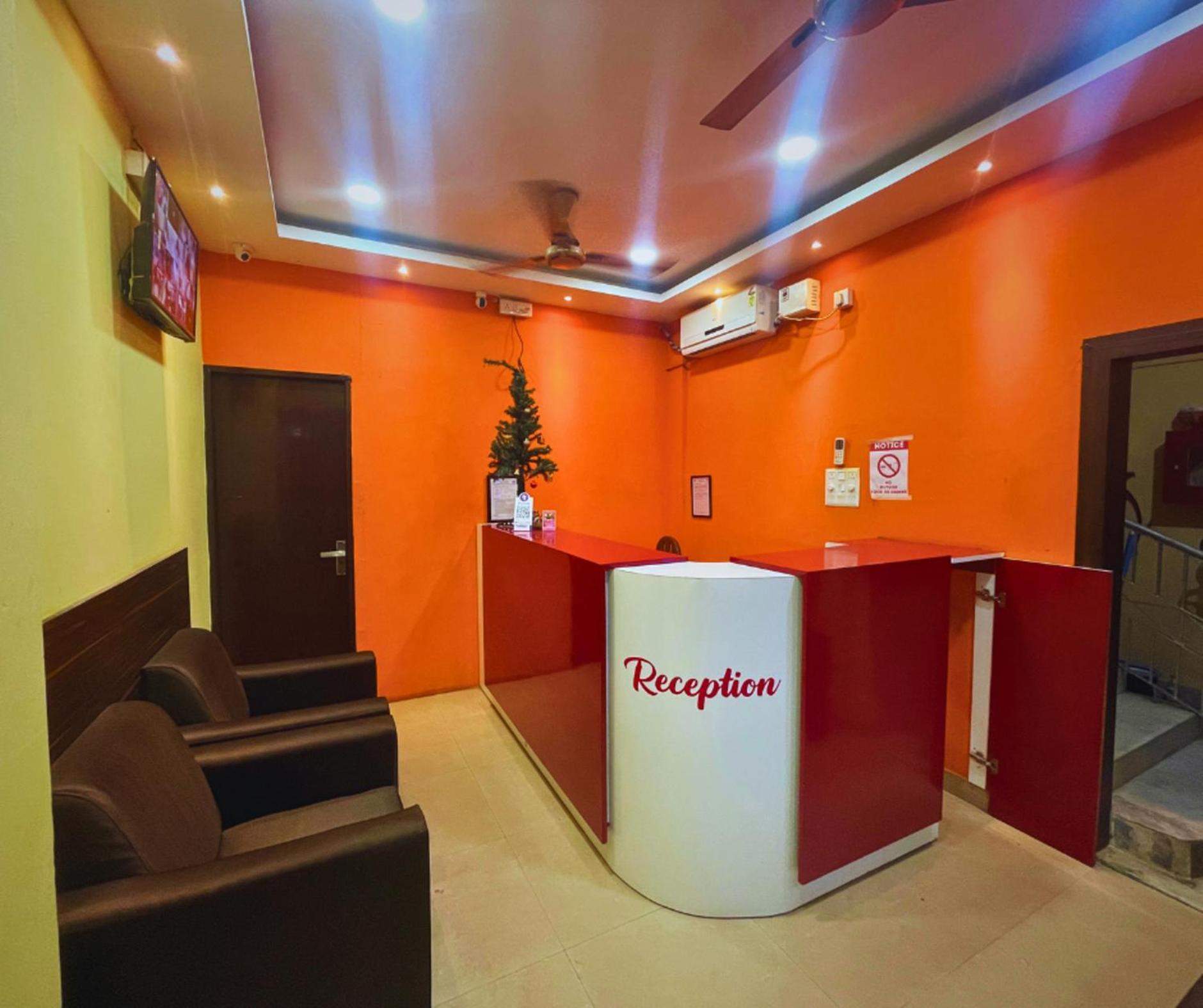 H K Residency Near Kalakshetra Hotel Guwahati Buitenkant foto