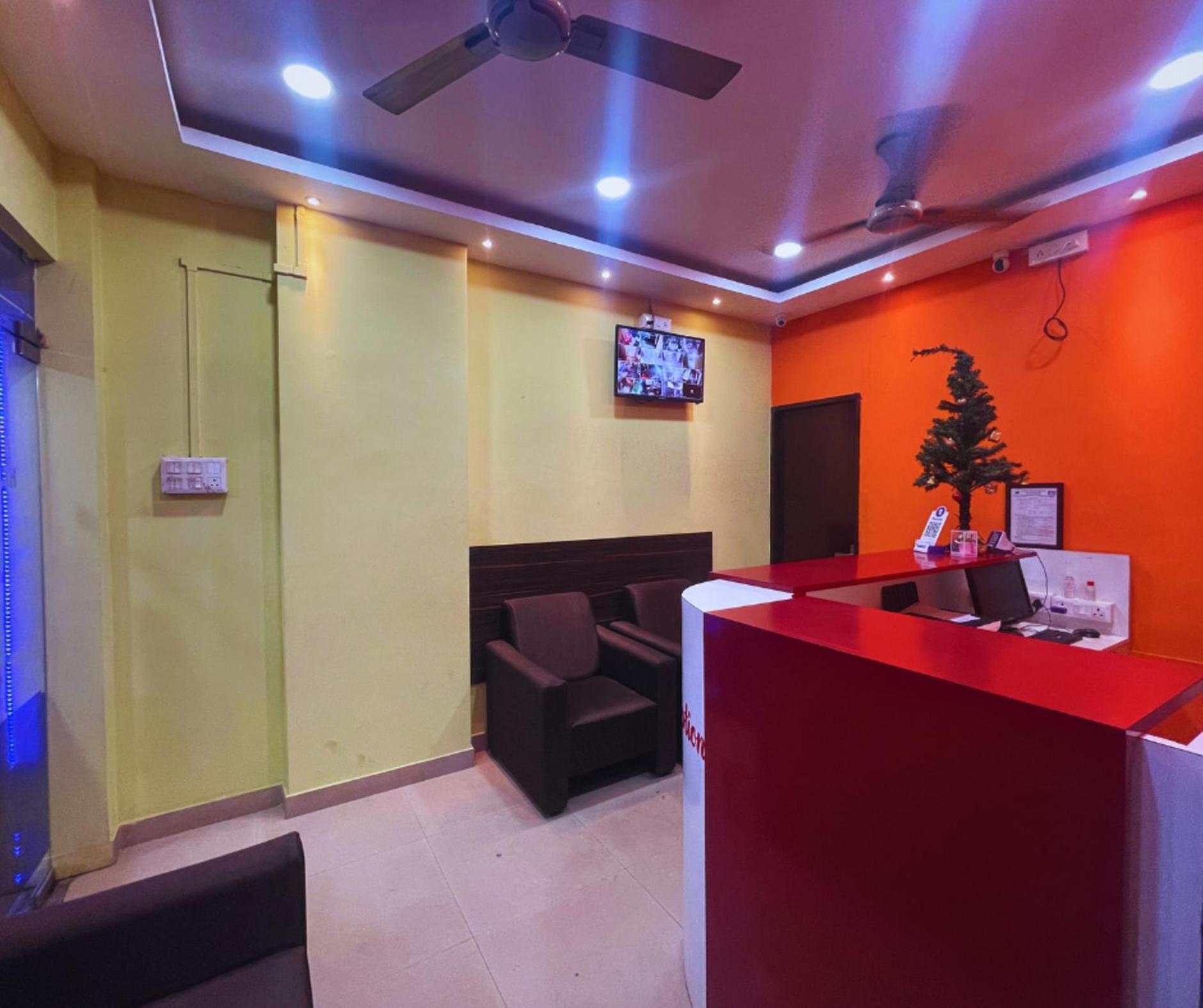 H K Residency Near Kalakshetra Hotel Guwahati Buitenkant foto